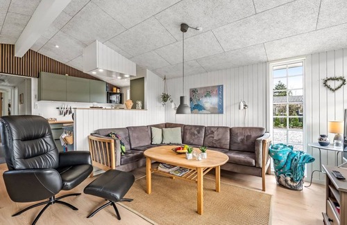 Skaven Strand House | 96 m² House ∙ 1 bedroom ∙ 7 guests