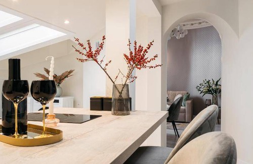 Stare Miasto Apartment | 97 m² Apartment ∙ 2 bedrooms ∙ 9 guests