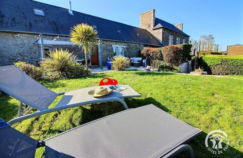 Plancoet House | 97 m² Gîte ∙ 3 bedrooms ∙ 7 guests