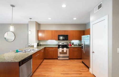 Legacy Park Apartment | 98 m² Apartment ∙ 2 bedrooms ∙ 6 guests