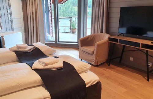 Lysekloster Apartment | 98 m² Apartment ∙ 2 bedrooms ∙ 6 guests
