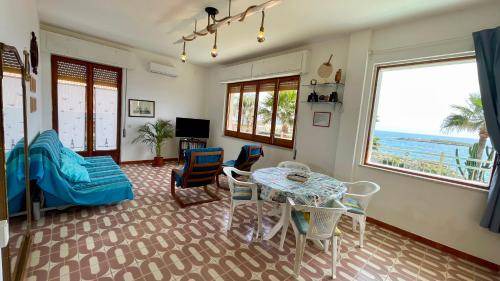 Ognina House | 98 m² House ∙ 3 bedrooms ∙ 8 guests