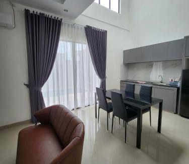 Batam House | 98 m² House ∙ 3 bedrooms ∙ 8 guests