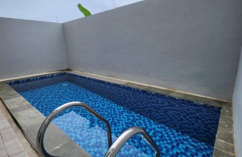 Batam House | 98 m² House ∙ 3 bedrooms ∙ 8 guests