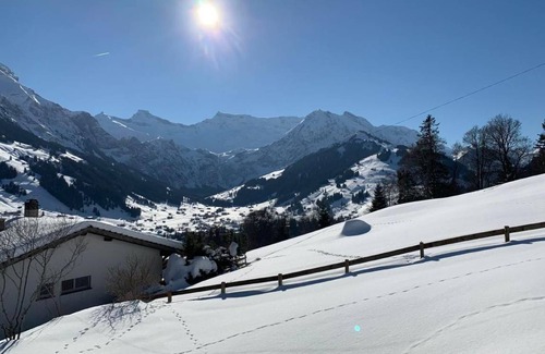 Adelboden House | 98 m² House ∙ 4 bedrooms ∙ 8 guests