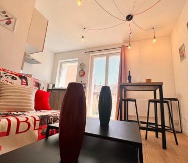 Bedarieux Apartment | 9mins de Lamalou-les-Bains 30mins Avène 40m²