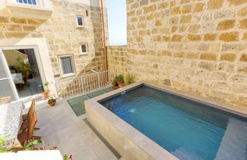 Zebbug Apartment | A 2BR farmhouse with private pool in Zebbug & BBQ by 360 Estates