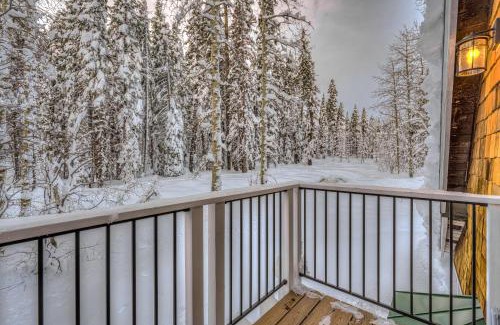 Tahoe Pines House | A Bear's Rest