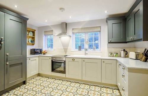Malpas Cottage | A beautiful cottage in a rural Cheshire village with an abundance of attractions easily accessible.