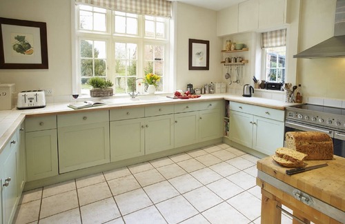 North Tuddenham Cottage | A beautiful house in North Tuddenham, Norfolk sleeping 14 guests in 7 bedrooms.