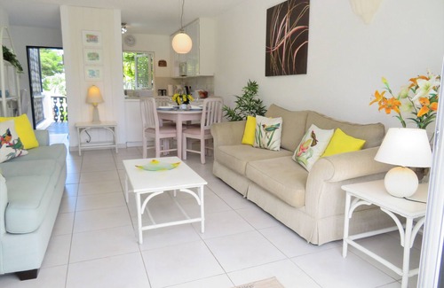 Rockley Apartment | A Beautifully Cool & Clean 1 Bedroom Apartment, sleeps 4