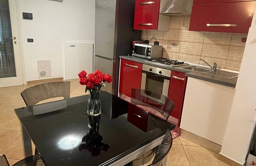 Peretola Apartment | A bright, cozy and fully equipped apartment.