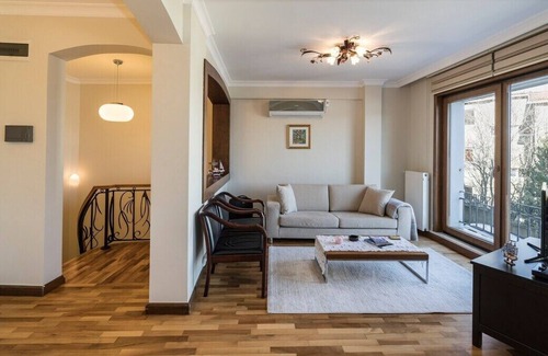 Kurucesme House | A bright free standing duplex over looking the beautiful Bosphorus