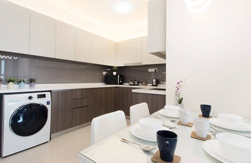 Central District Apartment | A Bright & Modern Suasana Suites in Johor Bahru