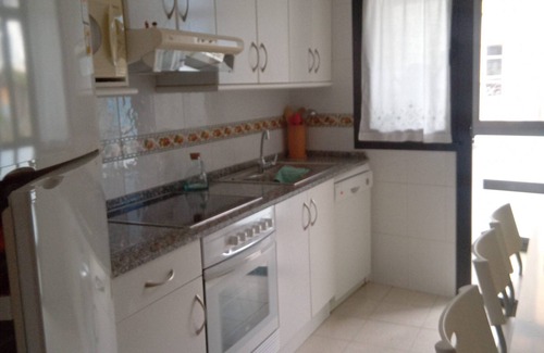 Luarca Apartment | A Bruxo Fonte. Sleeps 8, 2 bathrooms. Full Equipe Reg VUT38509As
