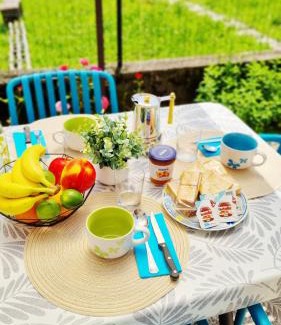 Dongo House | A casa di Nina & Turi con giardino e veranda