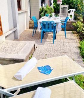 Dongo House | A casa di Nina & Turi con giardino e veranda