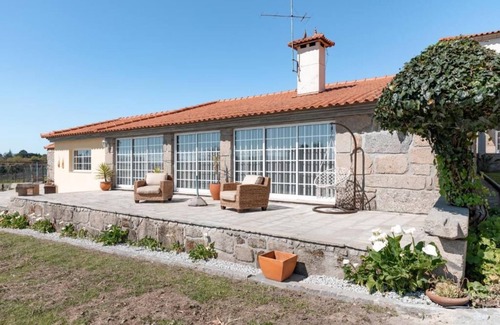 Vila Nova de Famalicao Cottage | A Casinha - country house 25 minutes from Porto