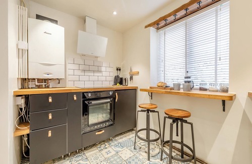 Milton-under-Wychwood Cottage | A charming and characterful Cotswold cottage in the heart of a quaint village.