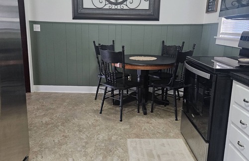 Greeneville Cottage | A Charming Craftsman's Cottage that is 5 minute walk from downtown Greeneville.