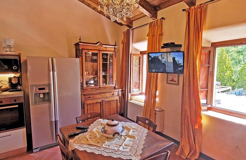 Saturnana House | A Charming Medieval Inn in the Untouched Environment of the Pistoia Apennines
