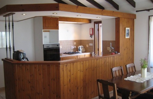 Tala Villa | A charming villa set in beautiful gardens with sea & mountain views