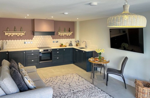 Carlisle Cottage | A cottage that sleeps 2 guests in 1 bedroom