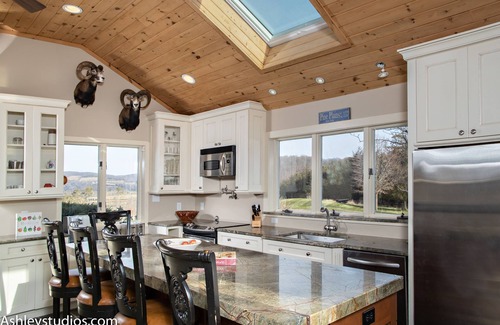 Pine Plains House | A Country Lodge Straight Out of the Pages of a Great Novel