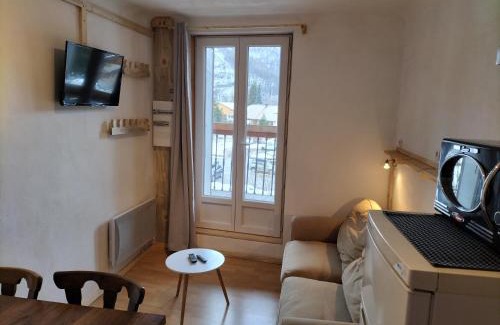 Vallouise-Pelvoux Apartment | A découvrir joli petit Appart au coeur du village