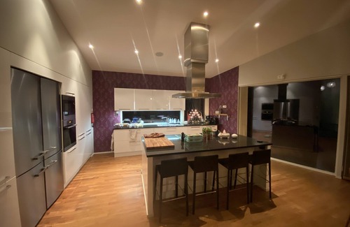 Sjovik Villa | A dream house at the lake Mjörn with a panoramic view.