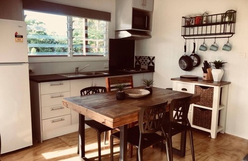 Avarua Apartment | A fashionable cosy hidden gem in the centre of Culture