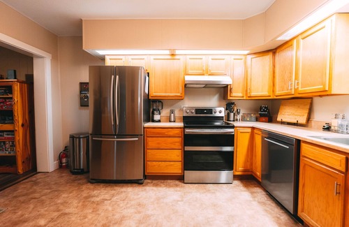 Hillsboro Other | A feel of Gatlinburg as you sit in the jacuzzi overlooking southern Ohio hills.