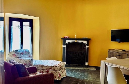 Lesa Apartment | A few steps from the lake, cozy apartment