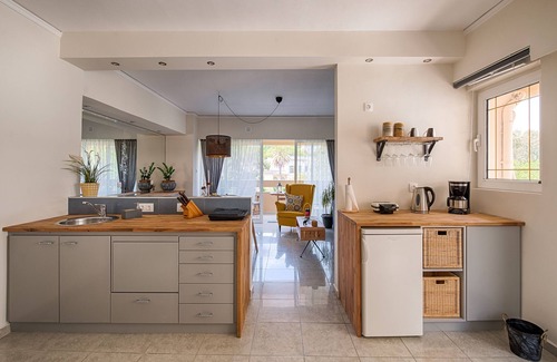 Rhodes Apartment | A freshly renovated, luxury apartment right in the heart of Rhodes City
