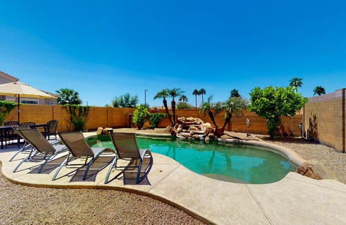 Palm Valley House | A Gem in the Desert