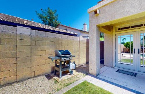 Palm Valley House | A Gem in the Desert
