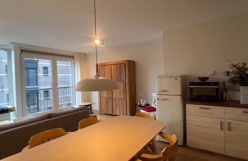Staatsliedenbuurt Apartment | A Glimpse Into the Rich History of Amsterdam