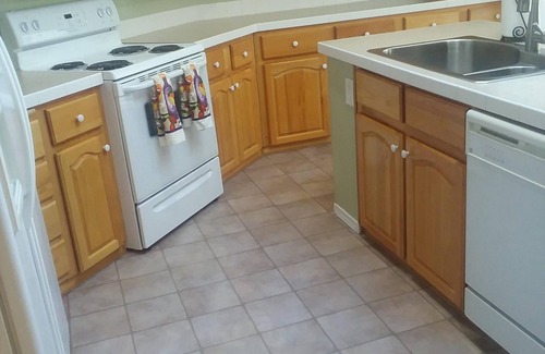 West Stayton House | A Haven For Business Travelers
