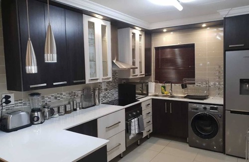 Greater Johannesburg Metropolitan Area Apartment | A Home of Luxury, Peace and Comfort