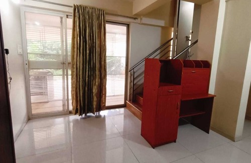Bavdhan House | A homely spacious stay in serene location and luxurious villa.