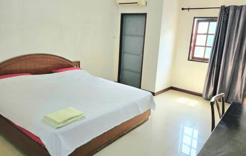 Phasi Charoen House | A House Boutique Guesthouse
