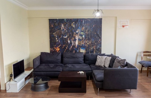 Narlidere House | A house where you will find peace with its unique view