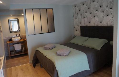 Hostun Bed & Breakfast | A l'orée du bois - Chambres d'hôtes