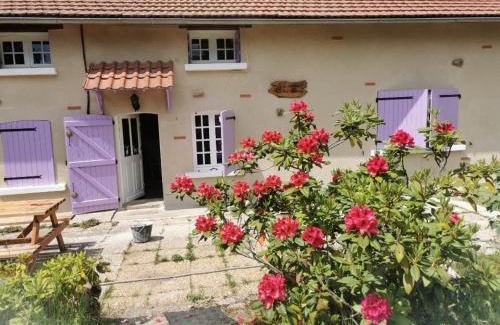 Saint-Nicolas-des-Biefs House | A la croisée des chemins