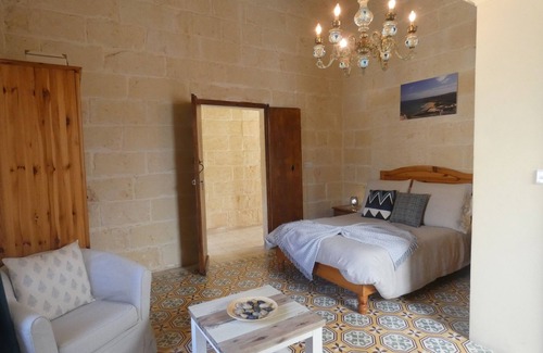 Ggantija Bed & Breakfast | A la maison B&B