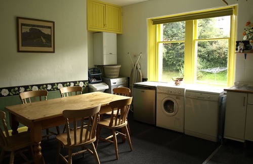 Fort William Apartment | A large, comfortable apartment with great views close to Fort William centre.