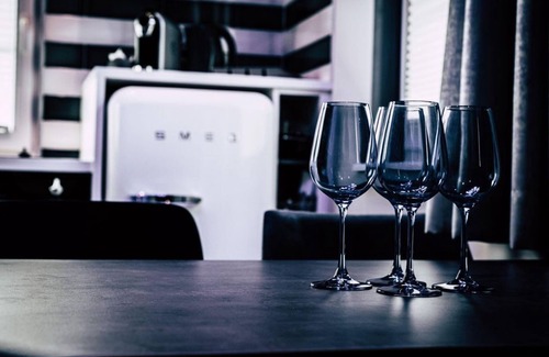 Soell Apartment | A LITTLE LESS CONVERSATION 43 m double storey - Boutique Apartments OLD SCHOOL