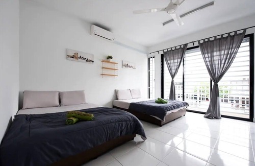 Gelang Patah House | A Lovely 4BR Home Near Legoland & Hello Kitty