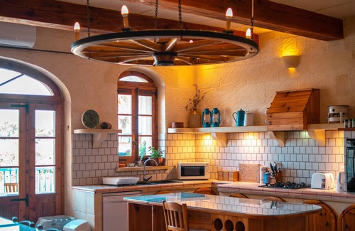 Birbuba House | A lovely farmhouse where you can relax and enjoy yourself in!