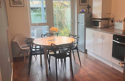 Whitstable House | A lovely spacious 2 bedroom house suitable for up to 5 people. Own driveway.